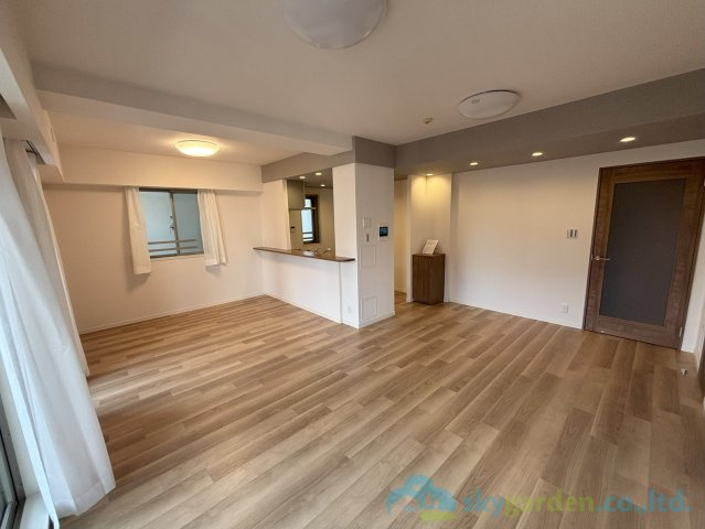 グランスイート本厚木の居間・リビング