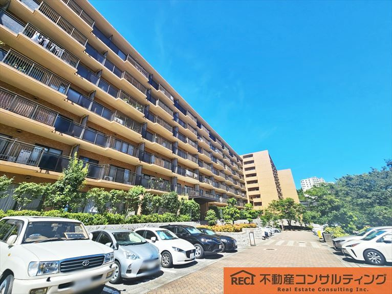 六甲グランドヒルズ壱号館の外観