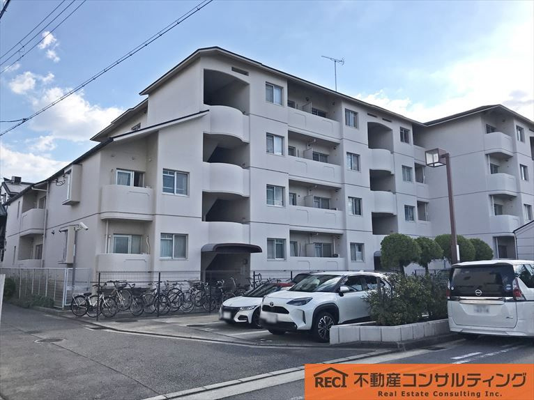 ローズハイツ西宮宮前町二号棟の外観