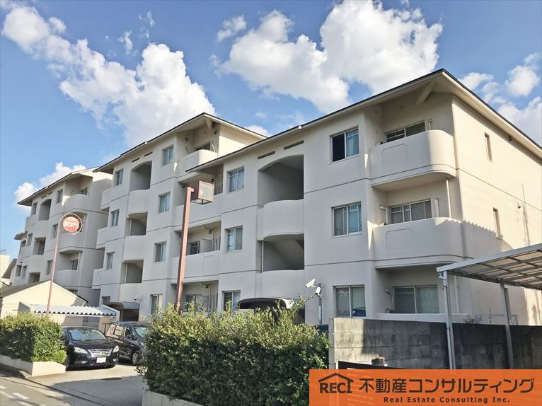 ローズハイツ西宮宮前町二号棟の外観