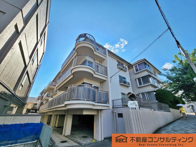 ピアン六甲の外観