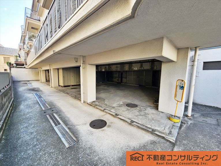ピアン六甲の駐車場