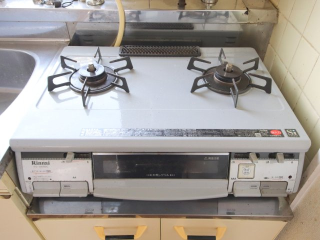 近鉄東生駒ガーデンハイツI棟の駐車場