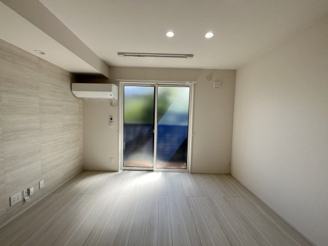 rekora(レコラ)の居間・リビング