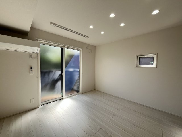 rekora(レコラ)の居間・リビング