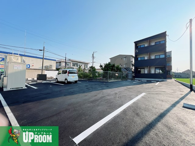 LECOCON岩倉Ⅳの駐車場