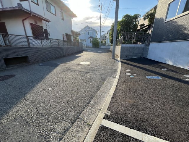 青葉区荏田西第2-の前面道路含む現地写真