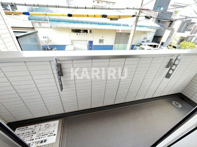 アザレア深江橋のバルコニー