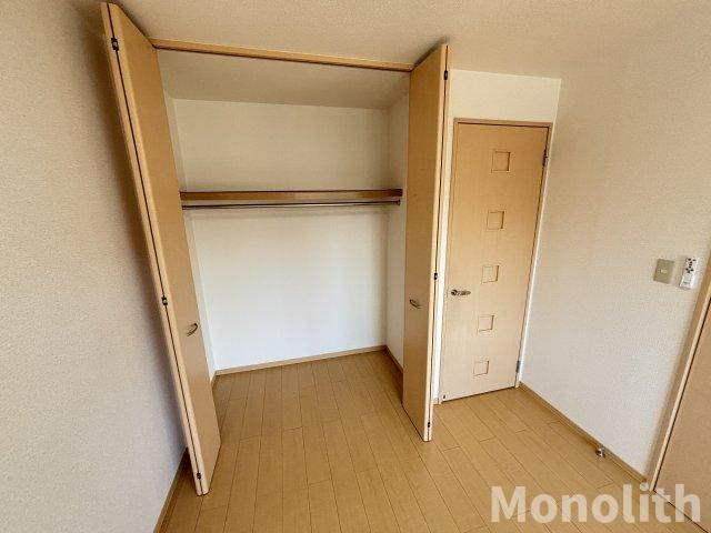 モア エクレール の収納