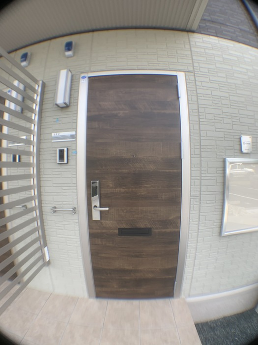 ルミエール曙のエントランス