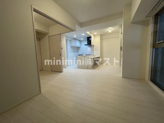 スプランディッド上本町WESTの居間・リビング
