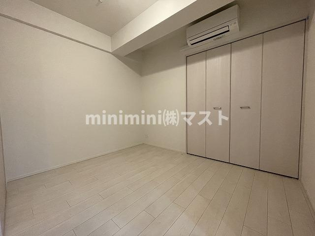 スプランディッド上本町WESTの洋室
