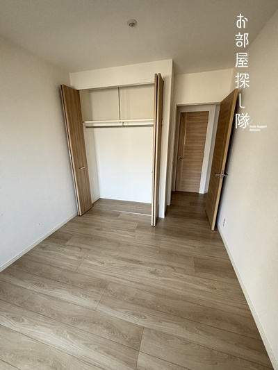 アーバンパレス六ツ門セントラルベースの洋室