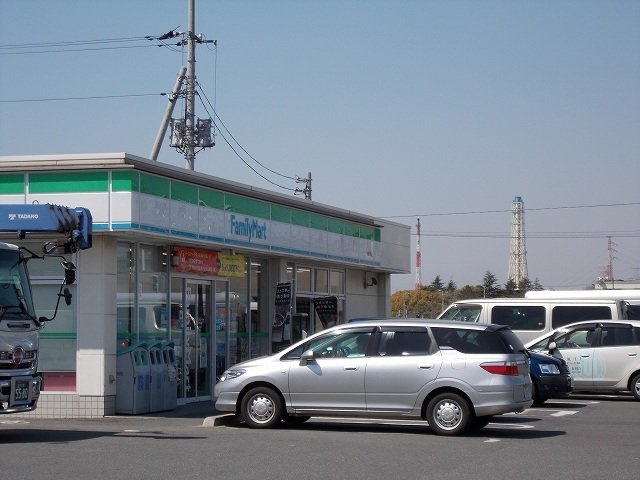 メゾン　カルムの周辺|ファミリーマート市原岩崎店まで400m