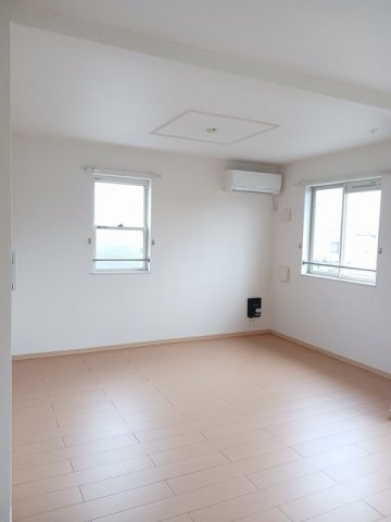 メゾン　カルムの居間・リビング|ゆったりとしたリビングです