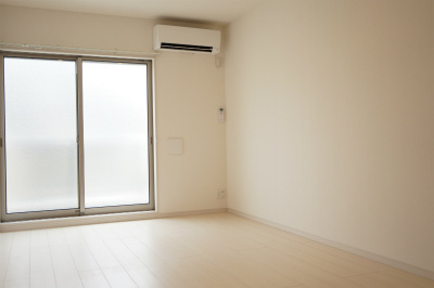 リブリ・アイネの洋室