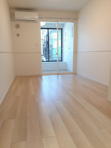 エクセレント　ヴィラ　Ⅰの居間・リビング|居間です