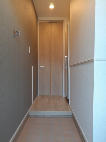 エクセレント　ヴィラ　Ⅰの玄関|落ち着いた玄関です