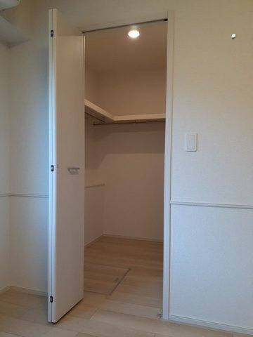 エクセレント　ヴィラ　Ⅰの収納|こまごまとしたものを収納できそうですね