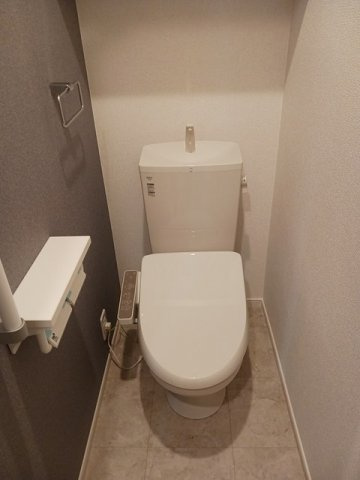 ヒカルサ市原姉ヶ崎イーストのトイレ|コンパクトで使いやすいトイレです