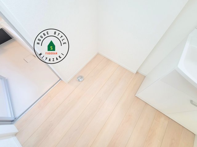 東諸県郡国富町本庄第3-2棟（1号棟）の設備|ランドリースペースとなります。広々して有効的にご使用できます。 