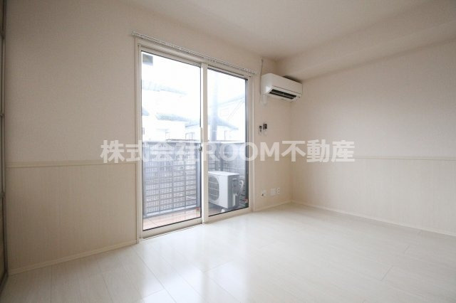 花笑み荘の居間・リビング|おしゃれなリビングです