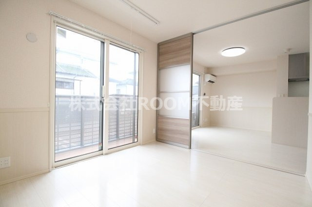 花笑み荘の洋室|コンパクトで使いやすい洋室です