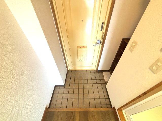 シャローム山城の玄関