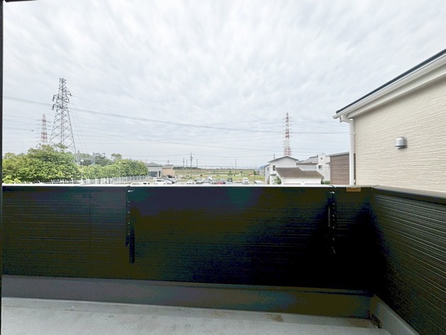 リーブルガーデン碧南市若宮町　全5棟　新築戸建のバルコニー