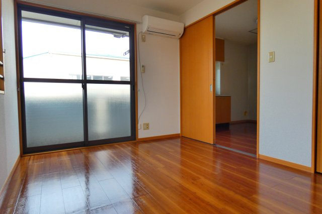 【居間・リビング】 | フルーツタウン・ポワール