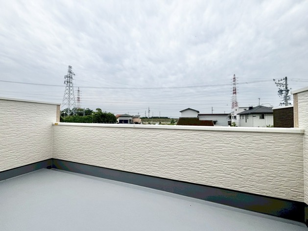 リーブルガーデン碧南市若宮町　全5棟　新築戸建のバルコニー