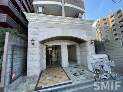【エントランス】 | CASAMT東三国