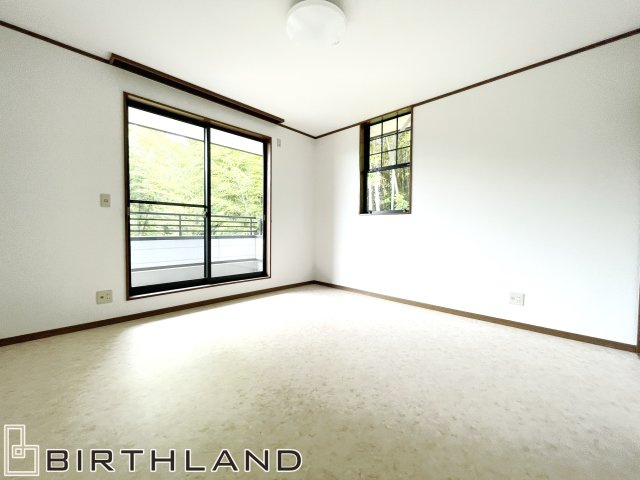 本宮市青田　中古戸建の洋室