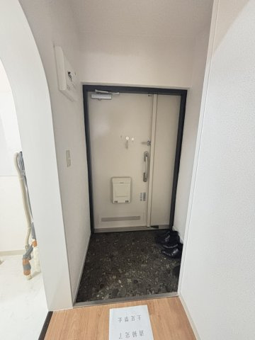 茨木グランドハイツの玄関