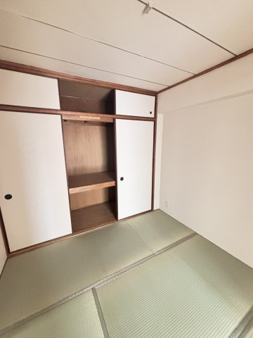 茨木グランドハイツの和室