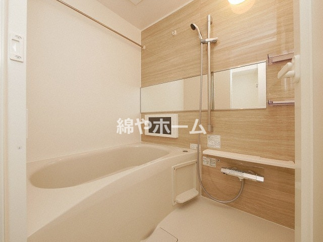 プレジオ難波ASIANの浴室|ゆったり過ごせるお風呂です