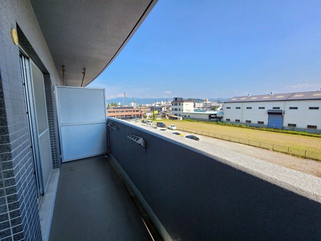 エグゼK&KⅡのバルコニー|日当たりのよい南向きのバルコニー