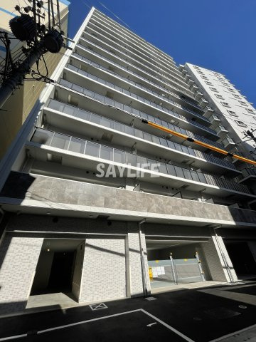 スプランディッド上本町WESTの外観