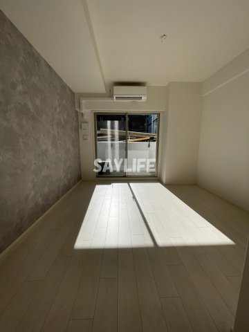 スプランディッド上本町WESTの居間・リビング