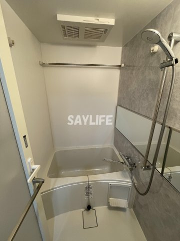 スプランディッド上本町WESTの浴室