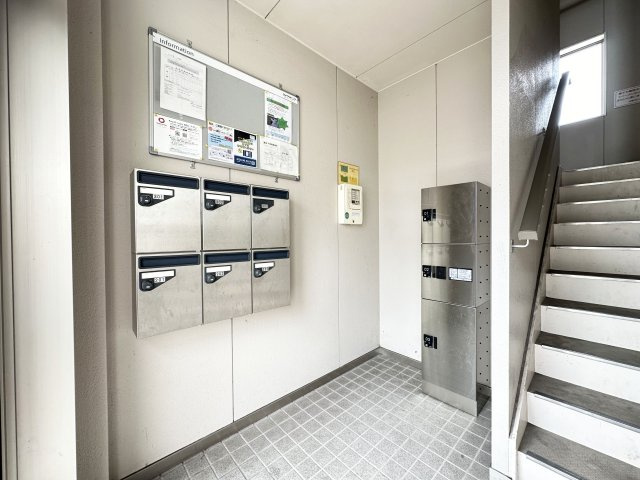 リバーパーク桂のエントランス