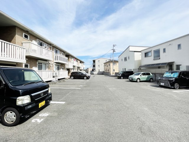 エーデルハイム　Ⅱ棟の駐車場