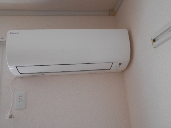 コーポリンクル Ｂの設備|エアコン