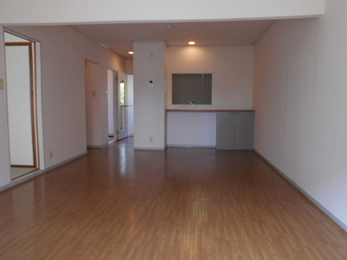 コーポリンクル Ｂの居間・リビング|リビングルーム