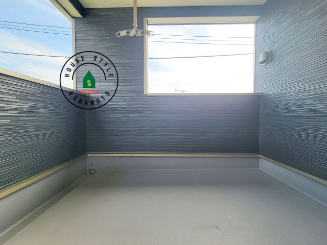 上益城郡益城町馬水第2-3棟(3号棟)のバルコニー|バルコニーに自分のこだわりをもたせる。120％自由自在のバルコニー。もちろんお洗濯物を干す、ゴミを一時保管するなどもおまかせください。バルコニーを多目的スペースとして考えてみましょう。