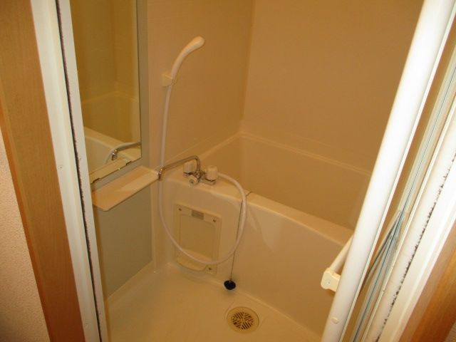 エスポワール那の川の浴室