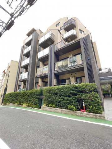 オープンレジデンシア本郷菊坂の外観