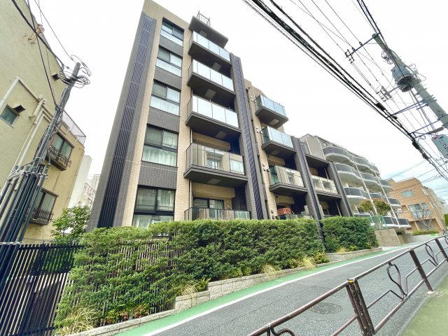 オープンレジデンシア本郷菊坂の外観