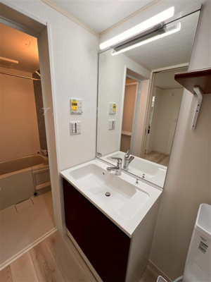 【独立洗面台】 | ハーミットクラブハウスSwing