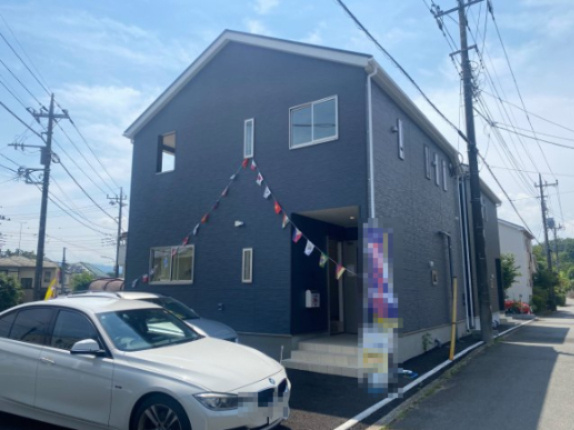 祝　成約済み　八王子市　犬目町　新築戸建て　３８期の外観|太陽光発電設備を標準で搭載しており、エコフレンドリーな新築戸建てです。～仲介手数料無料☆八王子ひなた不動産～八王子市犬目町　新築戸建て
